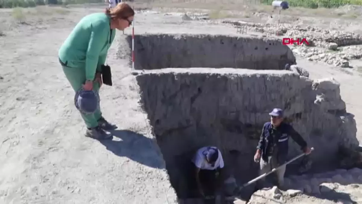 Büyük Höyük Kazısı Buruk Bir Şekilde Tamamlandı