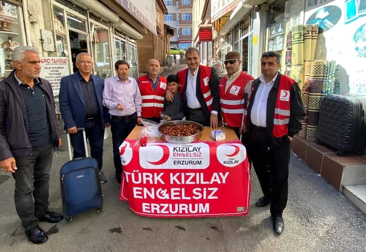 Kızılay’dan Esnafa Lokma İkramı