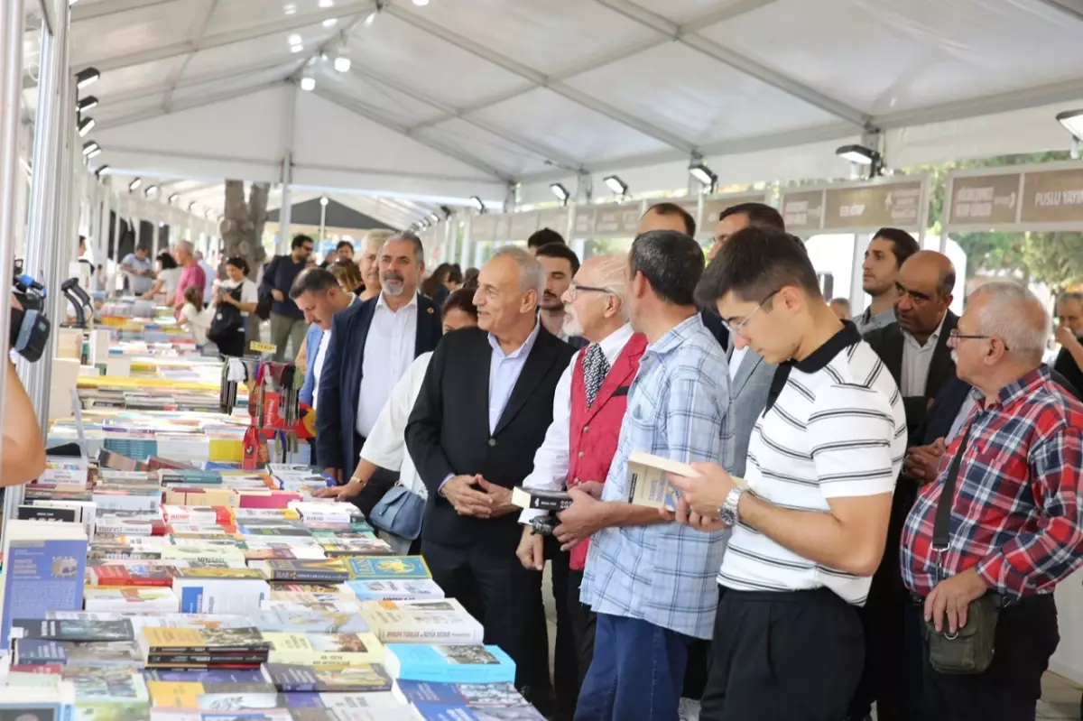 Küçükçekmece Kitap Günleri Başladı