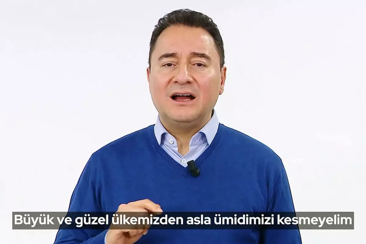 Ali Babacan, 2025 yılının kelimesini seçti: Umutlu olmak